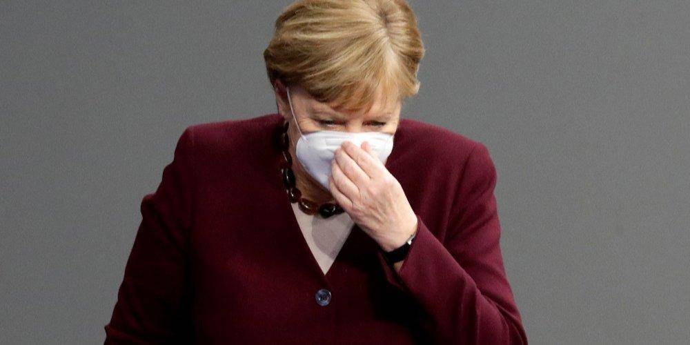 «Германия не может ждать до Рождества». Меркель будет договариваться с руководителями регионов о более жестком локдауне в Германии