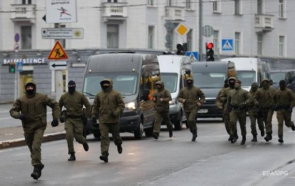 Белорусские силовики заявили о преступных приказах власти