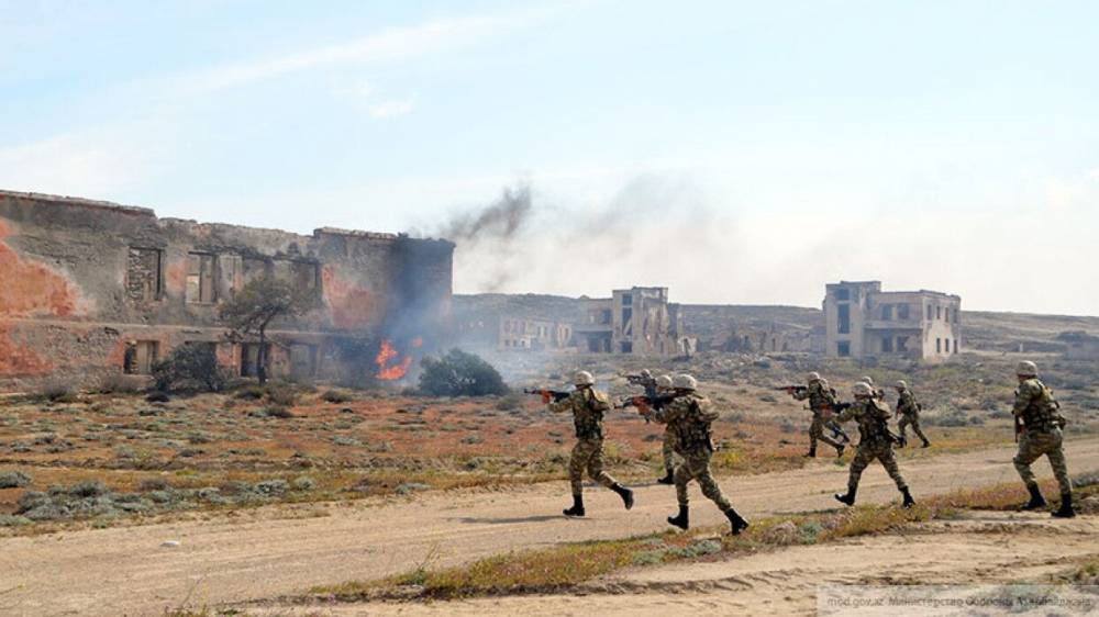 Россия и Армения обсудили столкновение армий Баку и Еревана в Карабахе