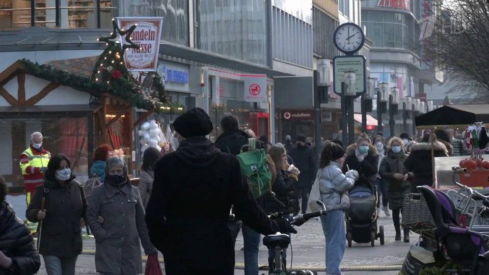 В Германии прошли митинги противников и сторонников ограничений из-за коронавируса