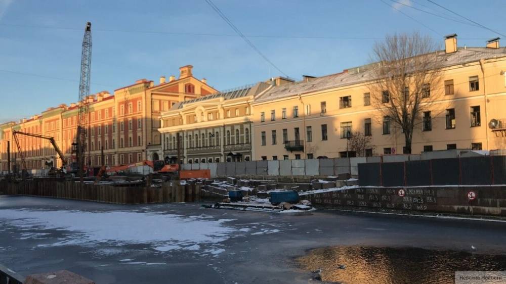 Набережную канала Грибоедова в Петербурге отремонтируют к октябрю 2021 года