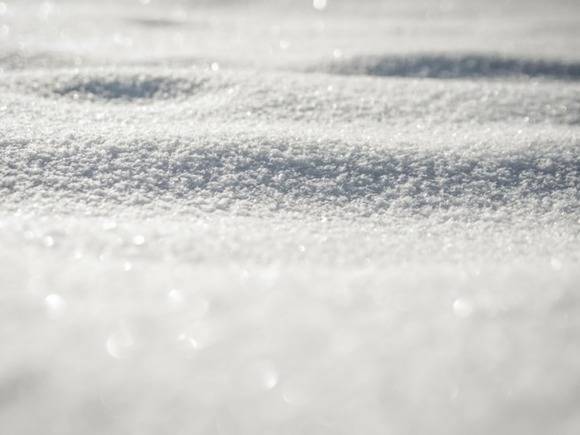 Снежная болезнь: офтальмолог объяснила, к чему может привести отказ от солнечных очков зимой
