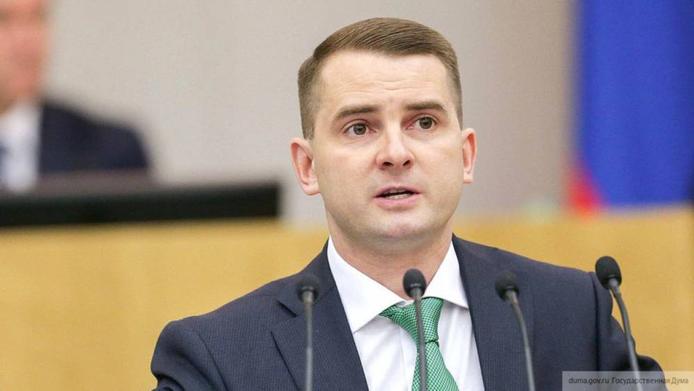 Депутат Нилов оценил вероятность выплат россиянам 10 тысяч рублей в декабре