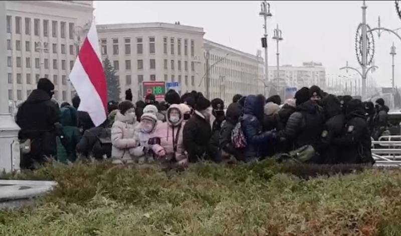 На акции протеста в Минске задержано 26 пенсионеров