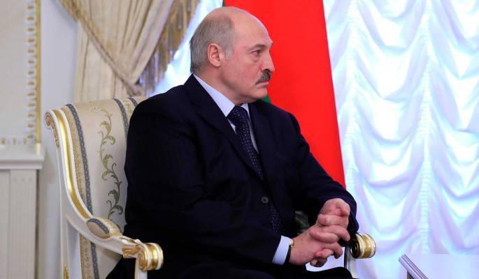 Политолог: Белорусские силовики передадут Лукашенко в руки народа