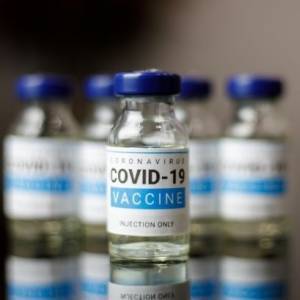 В Канаде стартовала массовая вакцинация от коронавируса