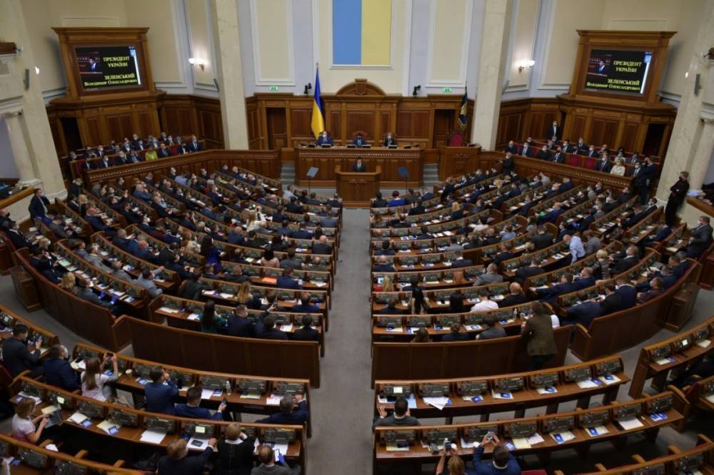 Рада продлила особый статус Донбасса еще на год
