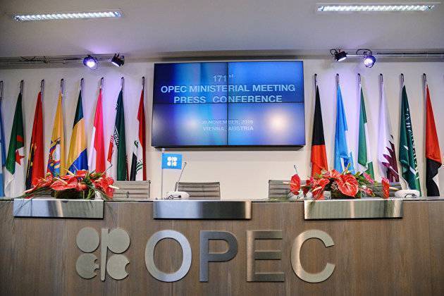 Президент ОПЕК призвал не спешить с наращиванием добычи нефти