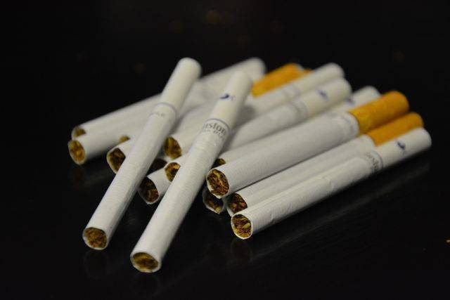 ГД одобрила запрет на перевозку более 10 пачек сигарет без маркировки