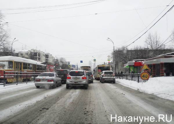В Екатеринбурге для повышения пропускной способности увеличат количество полос на дорогах