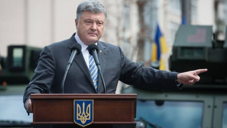 Кравчук публично обвинил Порошенко в разжигании войны на Донбассе