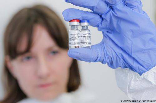 В оккупированном Крыму массово вакцинируют медиков российским препаратом от коронавируса