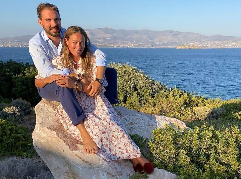 Элегантная невеста и всего два гостя: как прошла свадьба греческого принца Филиппа