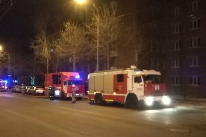 В Екатеринбурге эвакуировали жильцов общежития УрЮИ МВД России