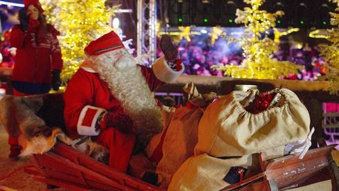 ВОЗ: у Санта-Клауса и Деда Мороза есть иммунитет к коронавирусу