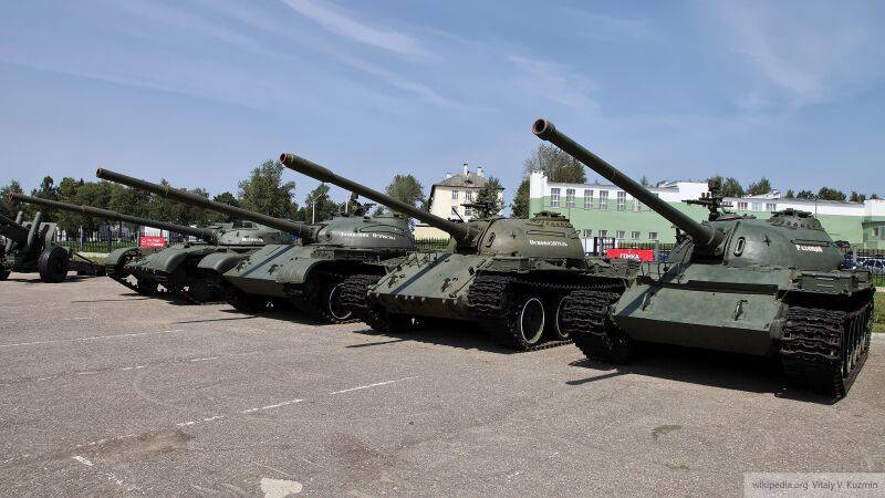 Баранец объяснил, почему модернизация Т-64 – это фиаско танкостроения Украины