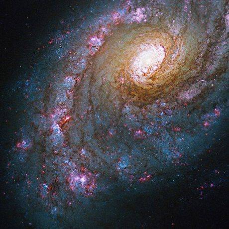 NASA опубликовало незабываемые снимки с легендарного телескопа Hubble (ФОТО)