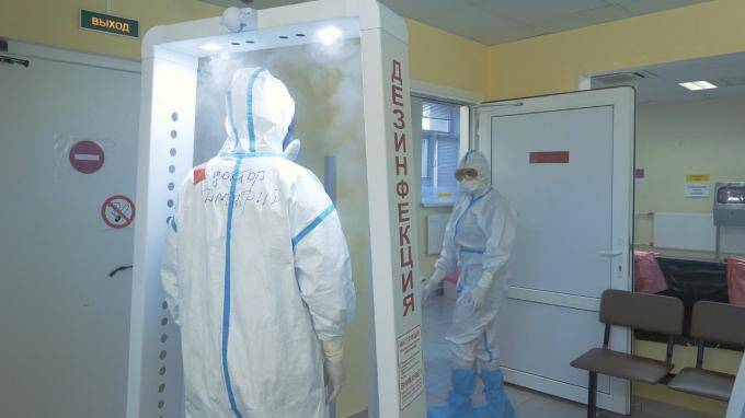 За сутки в Петербурге коронавирусом заболели 3758 человек