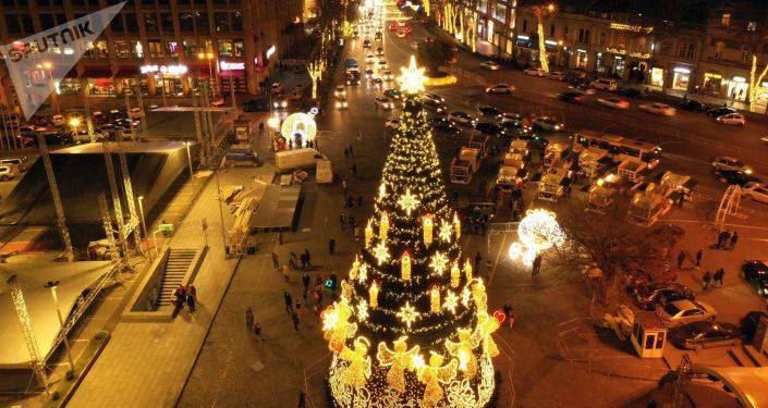 Главная елка в Тбилиси зажжется 17 декабря