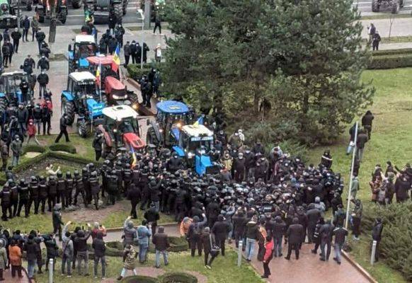 В Молдавии «Тракторный майдан» направили против правительства