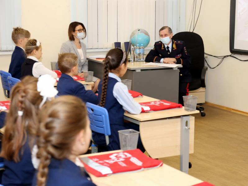В российских школах будут рассказывать о безопасном поведении на дорогах – Учительская газета