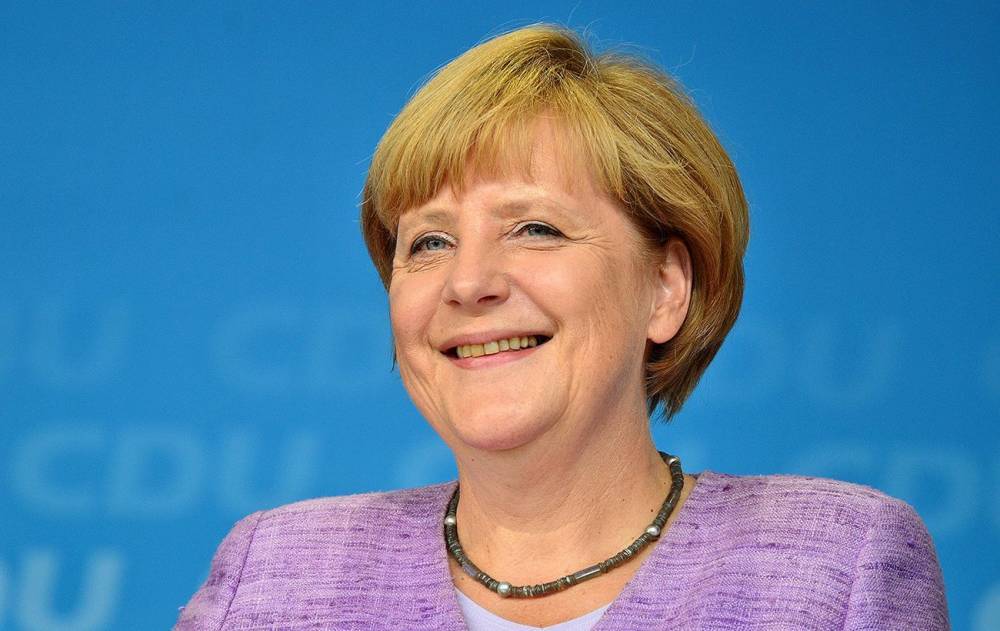 Меркель об отношениях с РФ: нельзя закрывать глаза на реальность