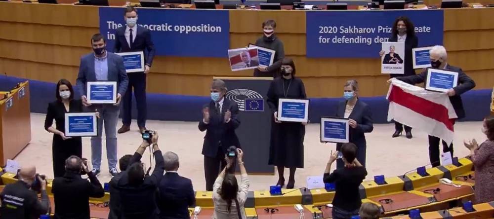 Премия Сахарова: лицемерные пигмеи захватили Европу