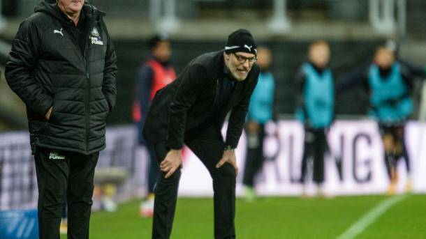 Аутсайдер АПЛ уволил тренера после ничьей с "Манчестер Сити"
