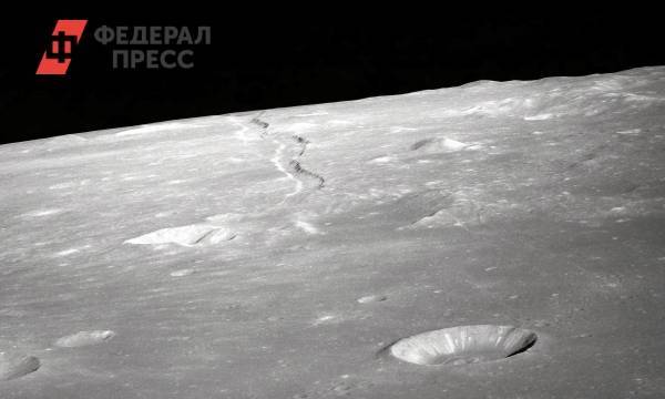 На Землю вернулась китайская капсула с грунтом Луны