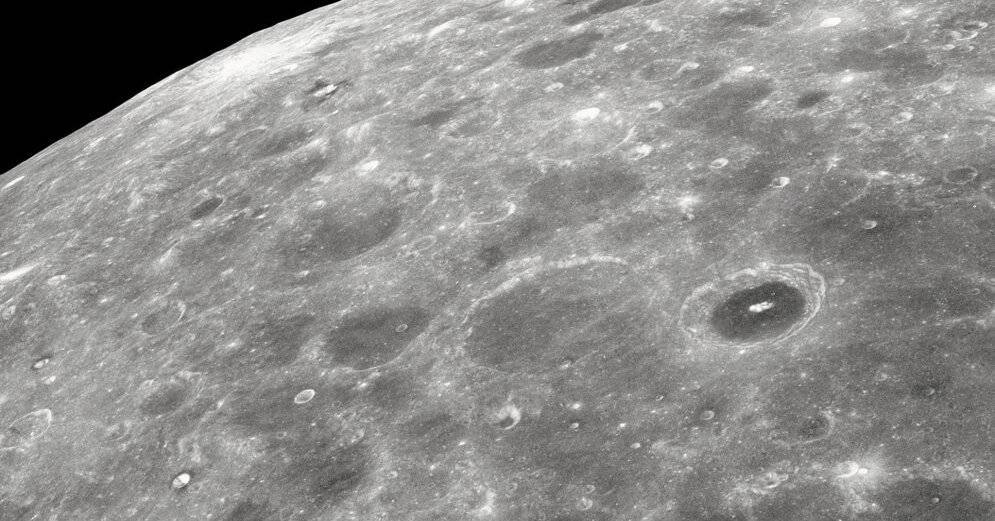 Китайский космический аппарат доставил на Землю образцы лунного грунта — впервые за 44 года