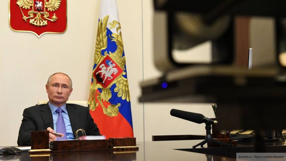 Российские депутаты будут смотреть пресс-конференцию Владимира Путина