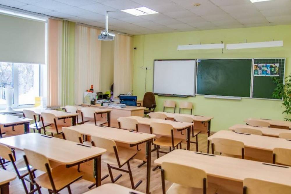 В Украине с 19 декабря вводят новые карантинные ограничения в учебных заведениях. Что изменится