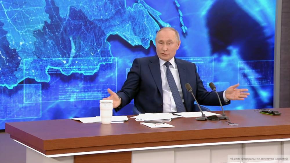 Путин назвал провокацией слухи о вмешательстве российских хакеров в выборы США