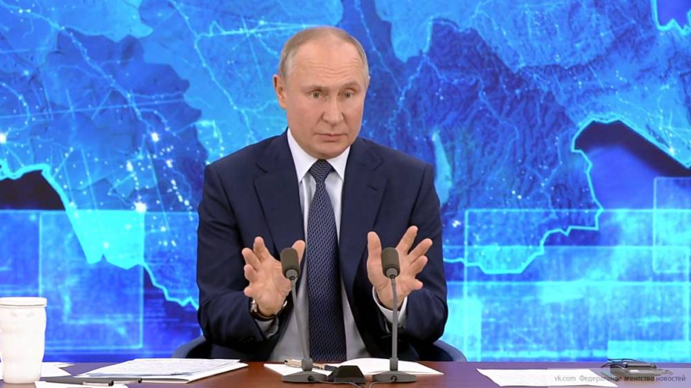 Президент России оценил влияние пандемии на экономику Урала