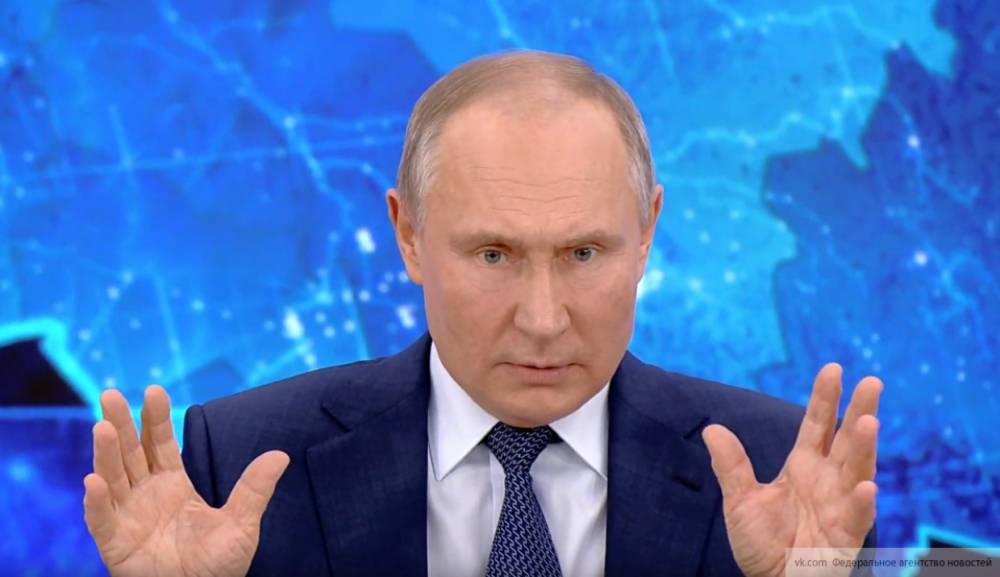 Путин: нужно дать возможность белорусскому народу внутри страны разобраться