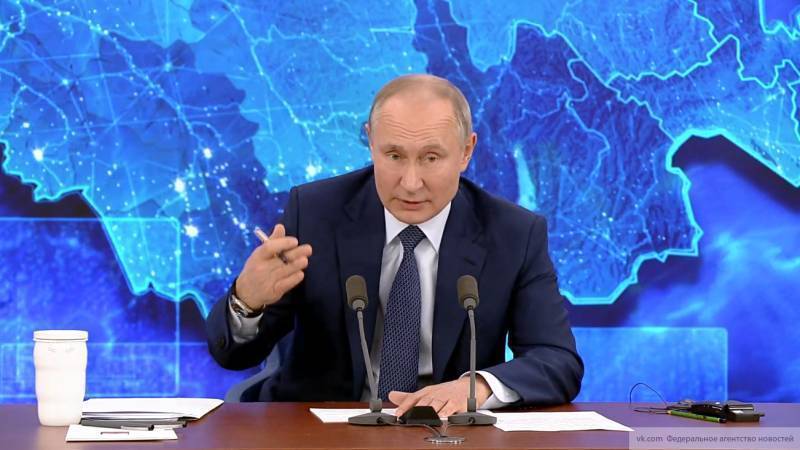 Путин ответил на вопрос о "подготовке к потрясениям" в экономике