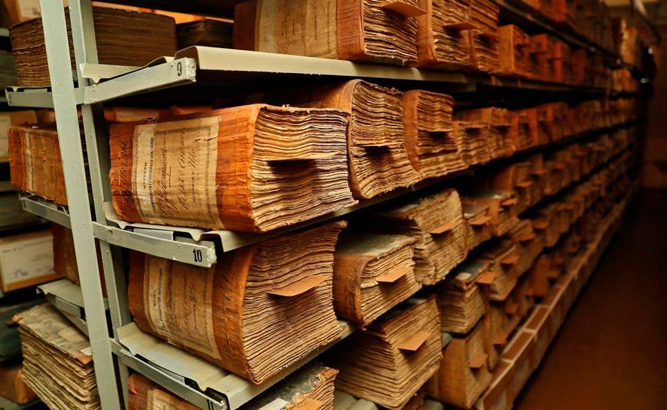 Двое сотрудников архива в Кашкадарье сдали на макулатуру свыше трех тысяч документов различных предприятий и компаний