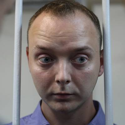 Говорить о возможном помиловании обвиняемого в госизмене советника главы Роскосмоса Ивана Сафронова пока преждевременно