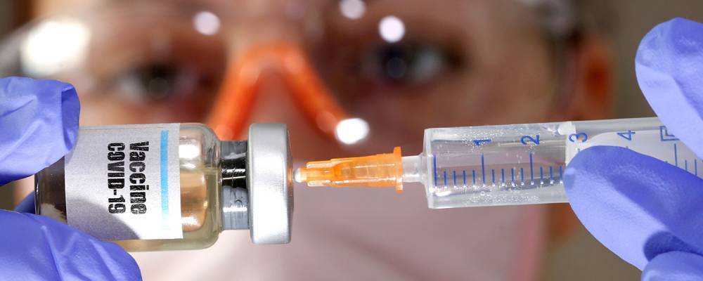 Гинцбург: Иммунитет к COVID-19 после «лайт-вакцины» будет сохраняться 3-4 месяца
