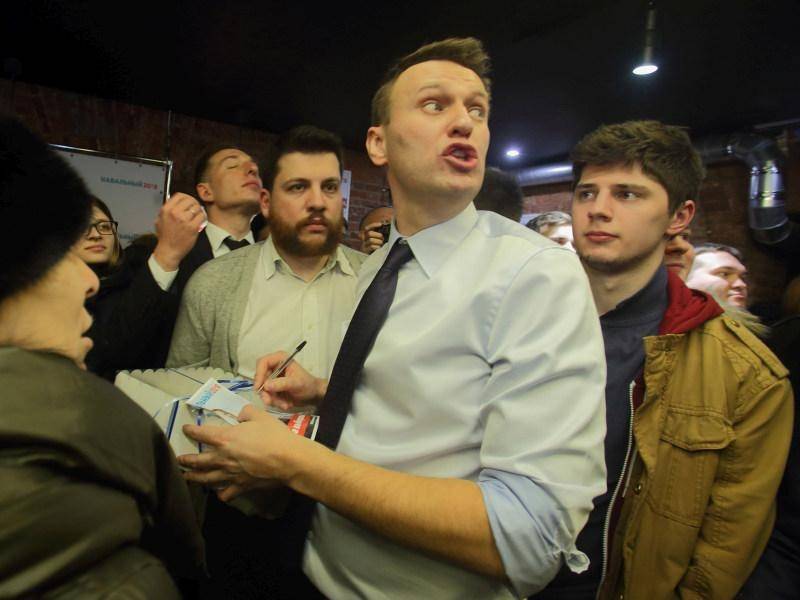 Бывший зять Мишустина отсудил у Навального 350 тысяч за честь и достоинство