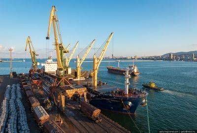 Грузооборот морских портов России за 11 месяцев уменьшился на 2,3%