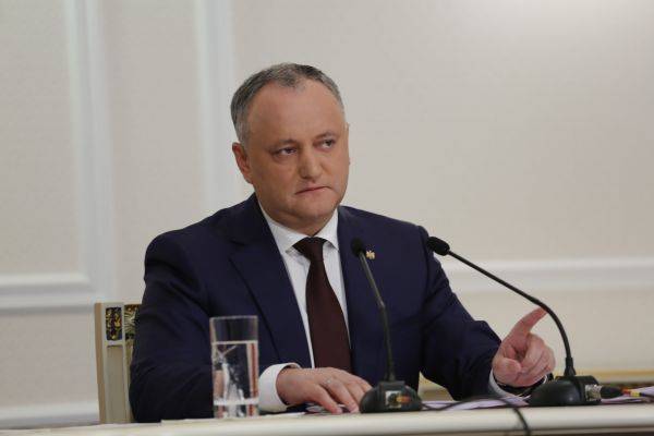 Президент Молдавии предупредил Санду: Полиция может вас не спасти