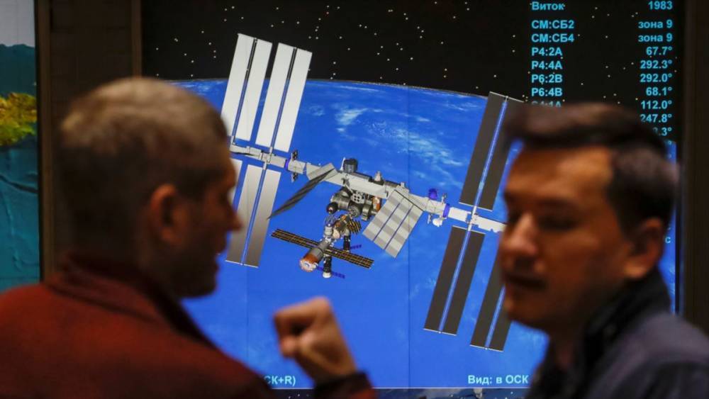 Центр управления полётами сообщил об исчерпании резервов кислорода на МКС