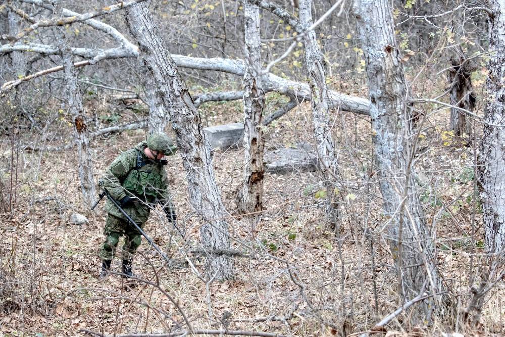 Российский офицер погиб в Карабахе при разминировании дороги