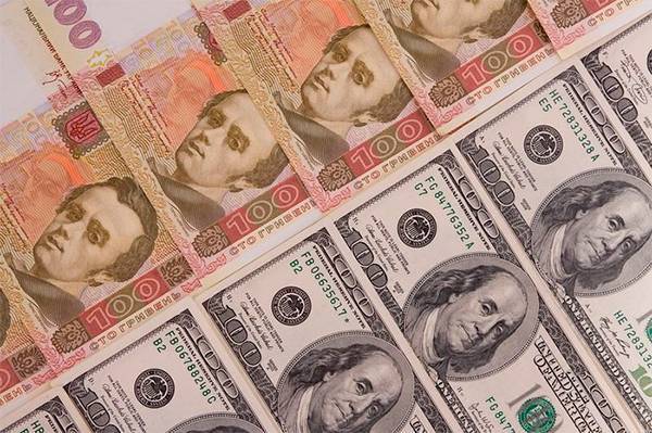 Нацбанк взвинтил курс доллара ради иностранцев, скупающих ОВГЗ