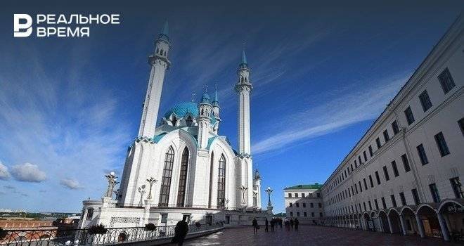 В соцсетях осудили блогершу за танец на фоне мечети в Казани