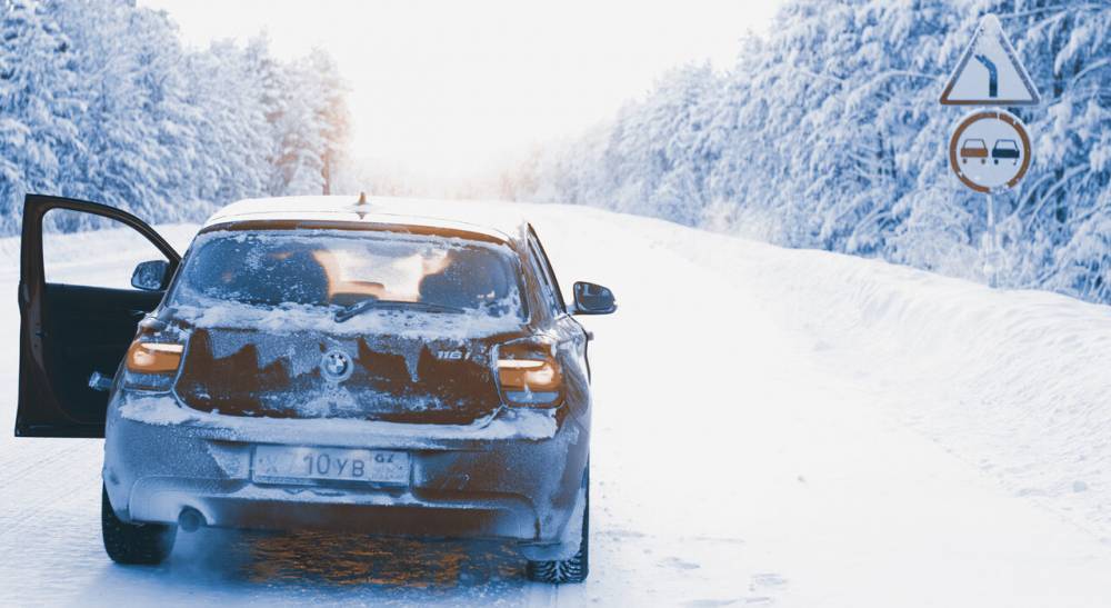 Автоинструкторы перечислили основные ошибки водителей в зимнее время