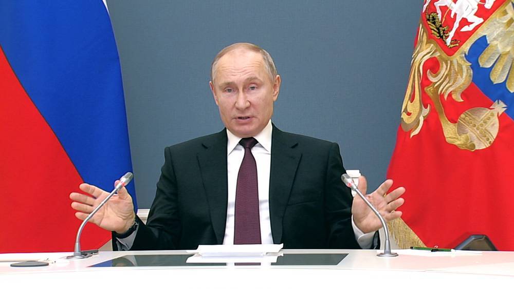 Путин рассказал о случаях заболевания коронавирусом в его окружении