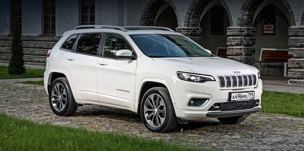 Бренд Jeep прекратил продажу кроссовера Cherokee в России