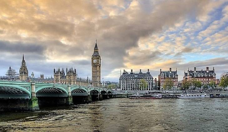 Лондон манипулирует коронавирусным «Новичком»